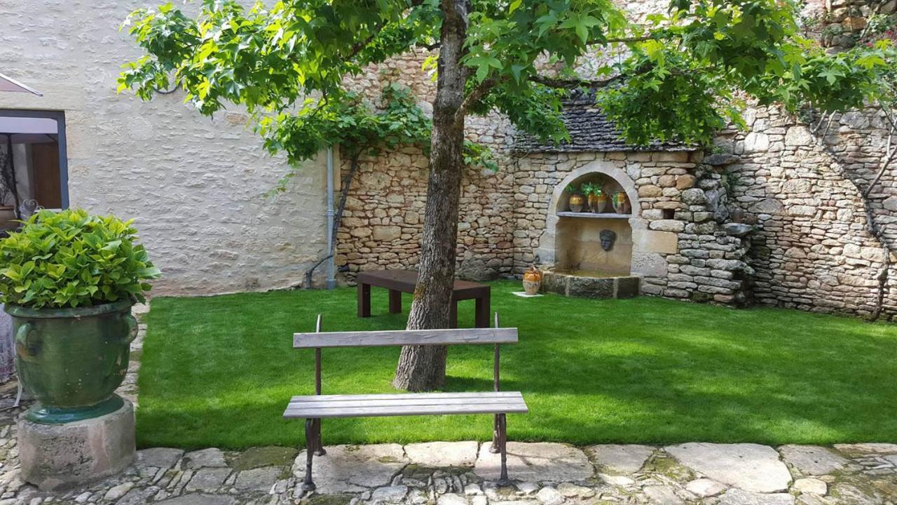 Le Clos Des Songes Saint-Leon-sur-Vezere Exterior foto