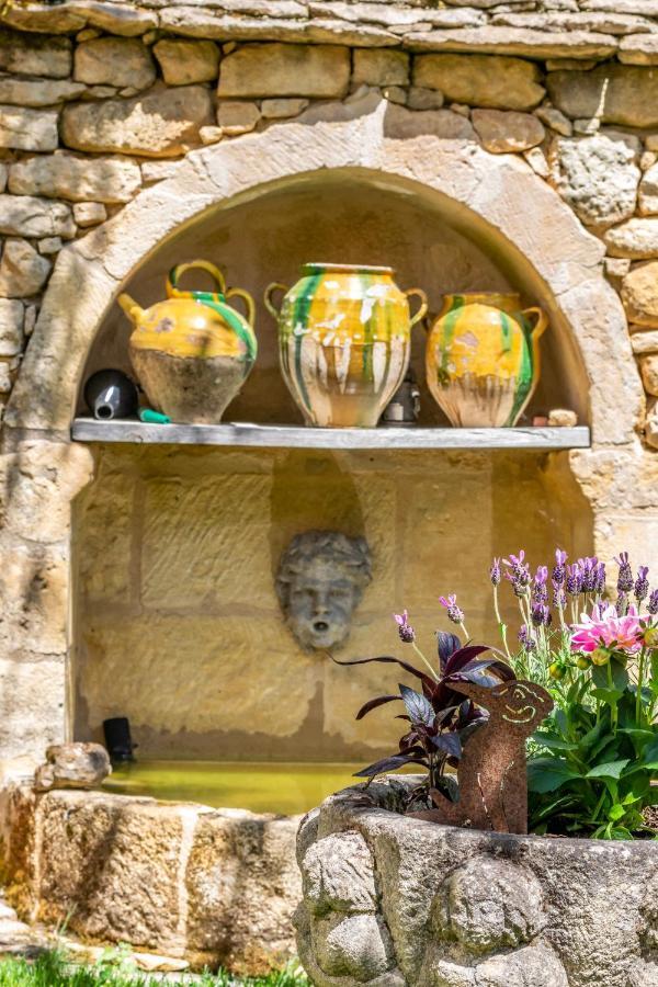 Le Clos Des Songes Saint-Leon-sur-Vezere Exterior foto