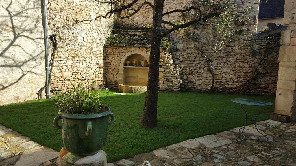 Le Clos Des Songes Saint-Leon-sur-Vezere Exterior foto